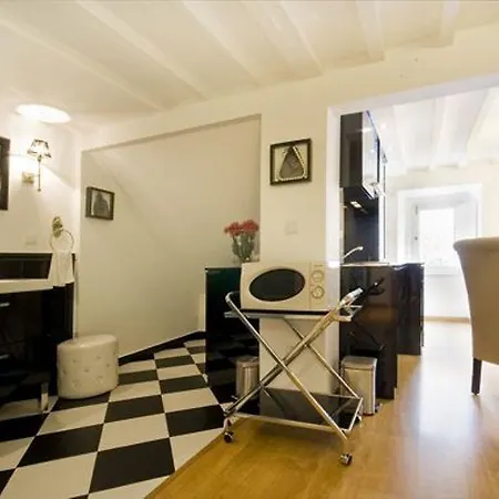 Charming Loft In City Center ליסבון