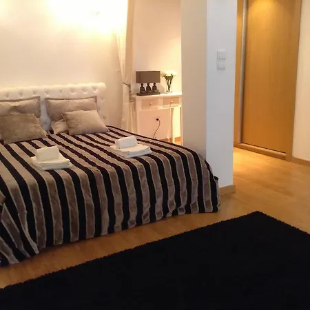 Апартаменти Charming Loft In City Center *