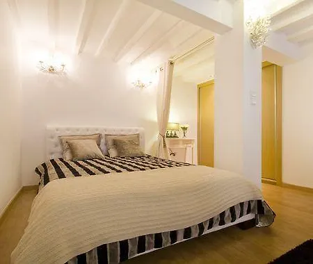 Charming Loft In City Center